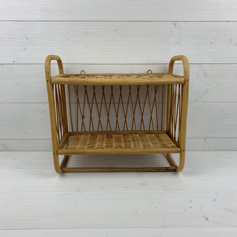 Vintage rattan / wicker wall shelf